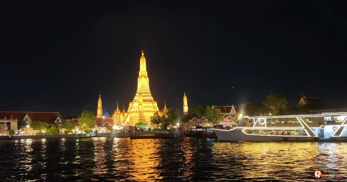 นั่งเรือดินเนอร์เจ้าพระยาเมอริเดียน ครูซ 2ชมวิววัดอรุณยามค่ำคืน